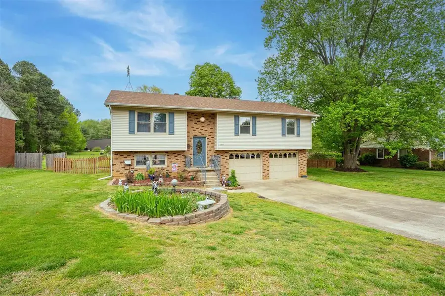 3941 Locust Hill Drive, Owensboro, KY 42303 - #3