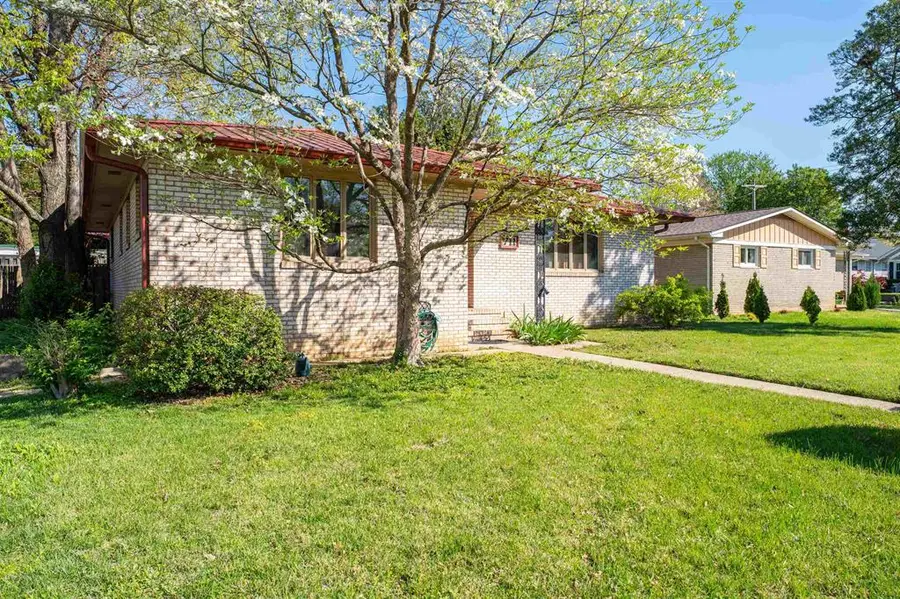 711 Walnut Park Drive, Owensboro, KY 42301 - #2