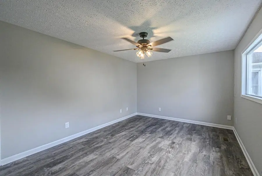 1814 W 6th St, Owensboro, KY 42301 - #3