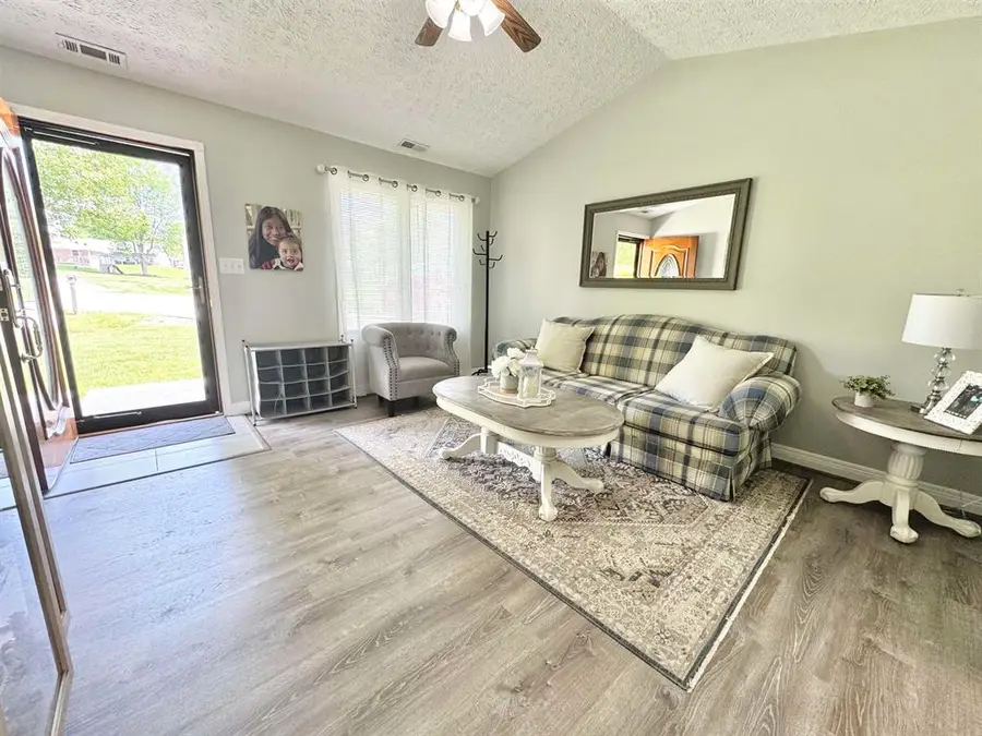 5412 Dee Acres Dr, Philpot, KY 42366 - #3