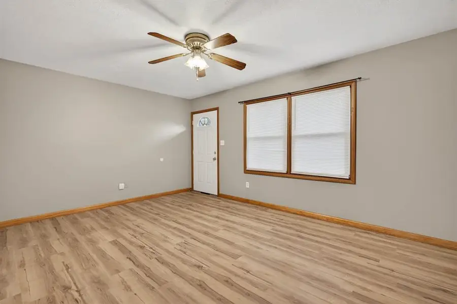 3001 E Yellowstone Dr, Owensboro, KY 42303 - #2