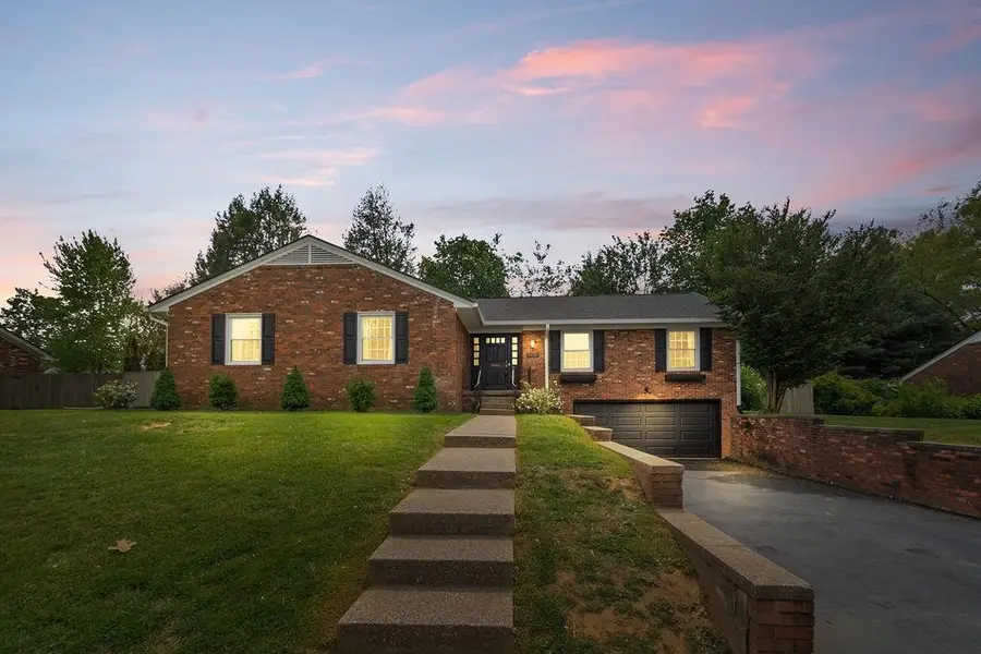 2028 Crestwood Dr, Owensboro, KY 42301 - #2