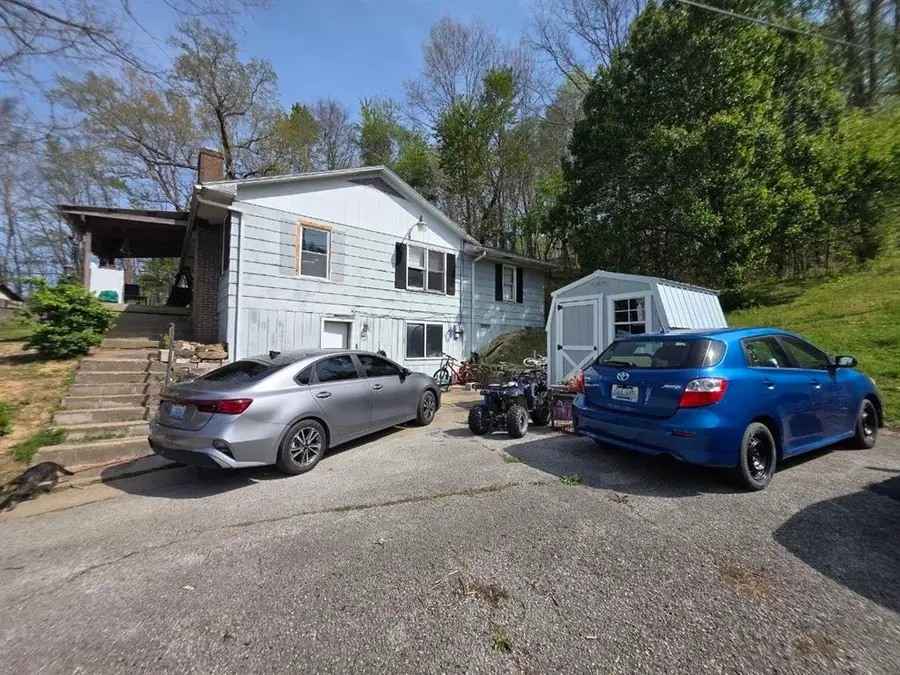 940 Old Corbin Pike Rd., Williamsburg, KY 40769 - #2