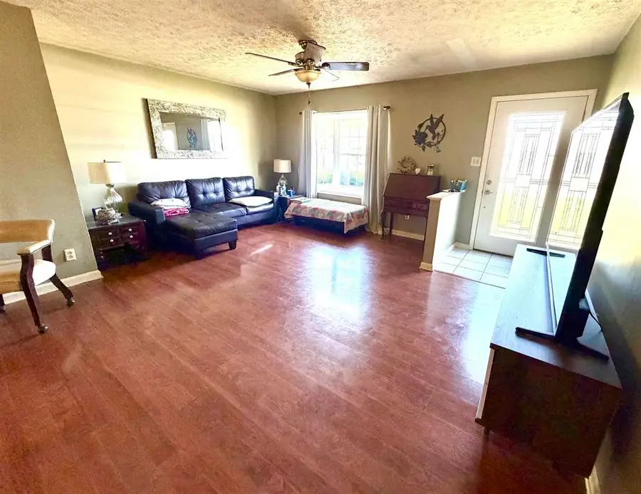 832 Mary Lou Court, Owensboro, KY 42303 - #2