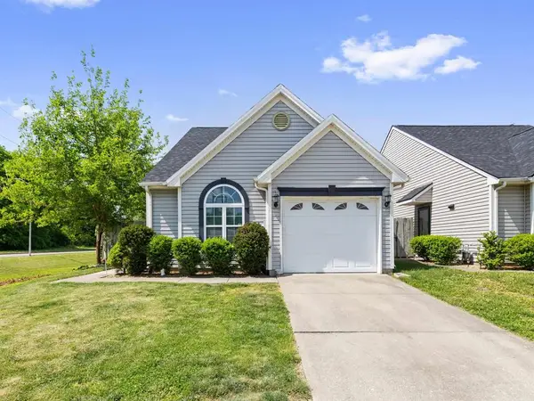 2105 Village Pointe Court (Heartlands), Owensboro, KY 42303