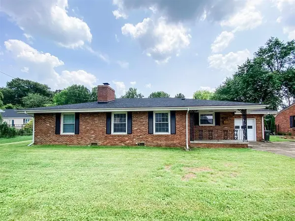 2020 York Dr, Owensboro, KY 42301