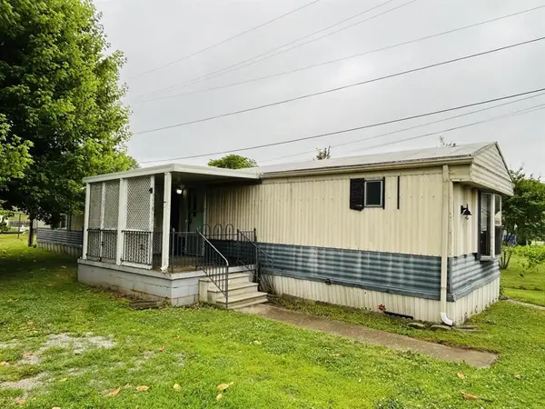 570 Center Way, Hawesville, KY 42348