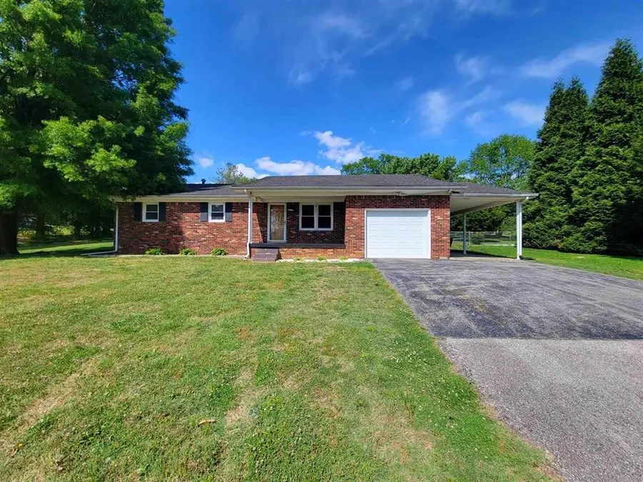 201 E Iron Mountain Dr, Hartford, KY 42347 - #3