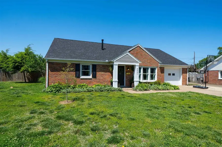 2261 Hoop Junior Court, Owensboro, KY 42301 - #2