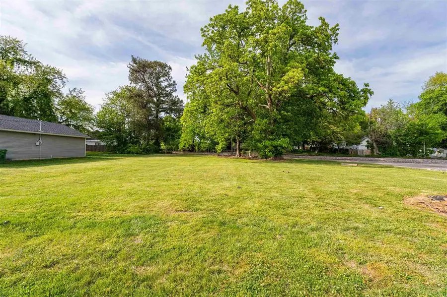 733-801 W 11th Street, Owensboro, KY 42301 - #3