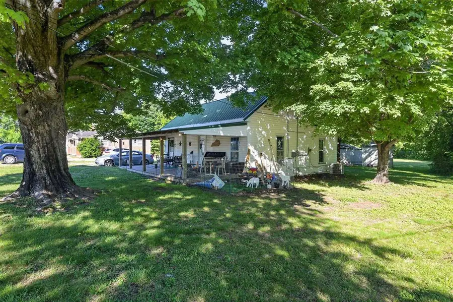 202 Main Street, Big Clifty, KY 42712 - #3
