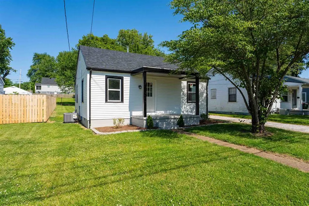 2205 Bluff Ave, Owensboro, KY 42303 - #1