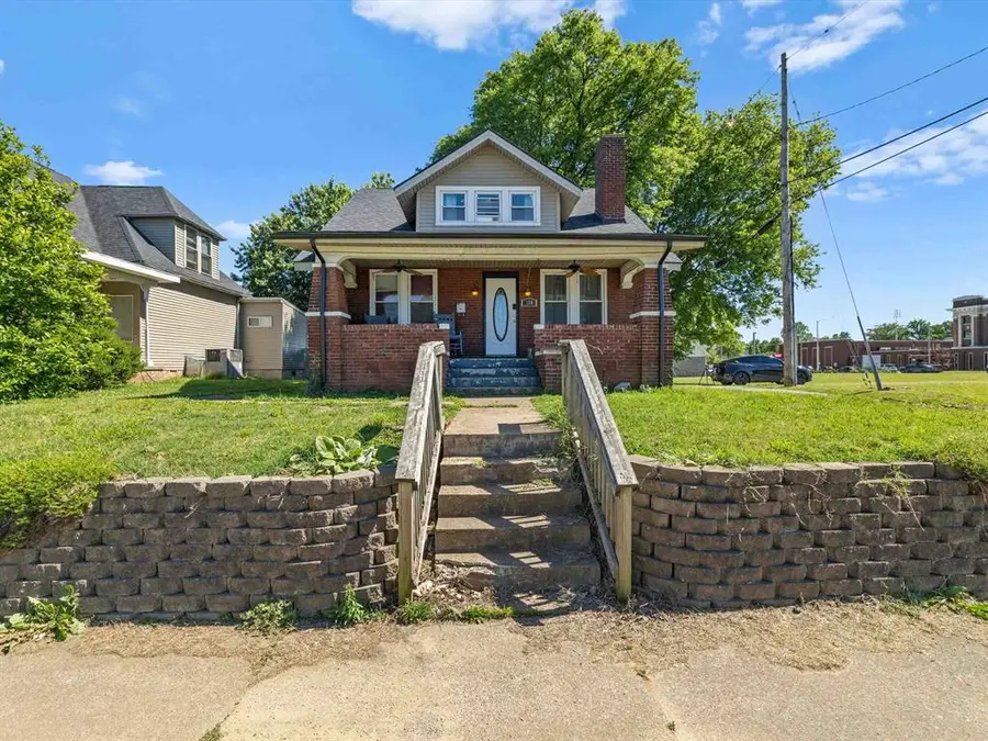 130 W 18th Street, Owensboro, KY 42303 - #2