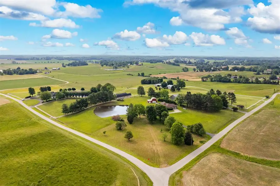 198 Browns Valley Red Hill Rd, Utica, KY 42376 - #2