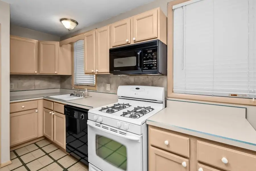 3523 Daviess St, Owensboro, KY 42303 - #3