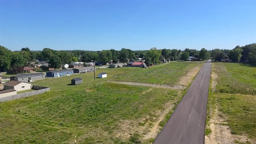 5115 Cambridge Dr, Owensboro, KY 42303 - #1