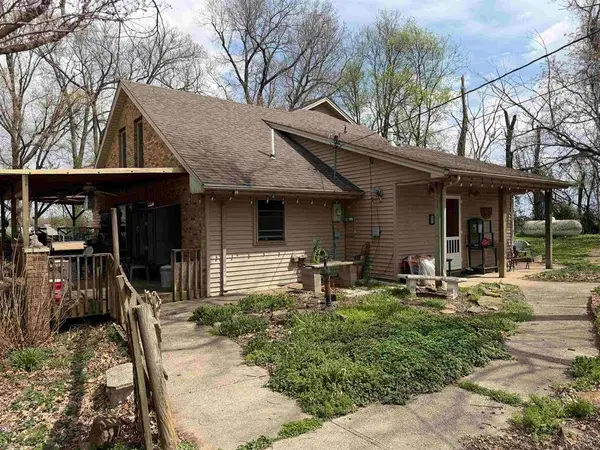 9711 W SAUER LN, Owensboro, KY 42301-8419