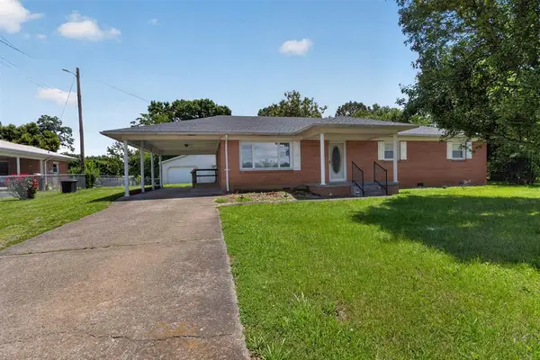 414 E Main Street, POWDERLY, KY 42367