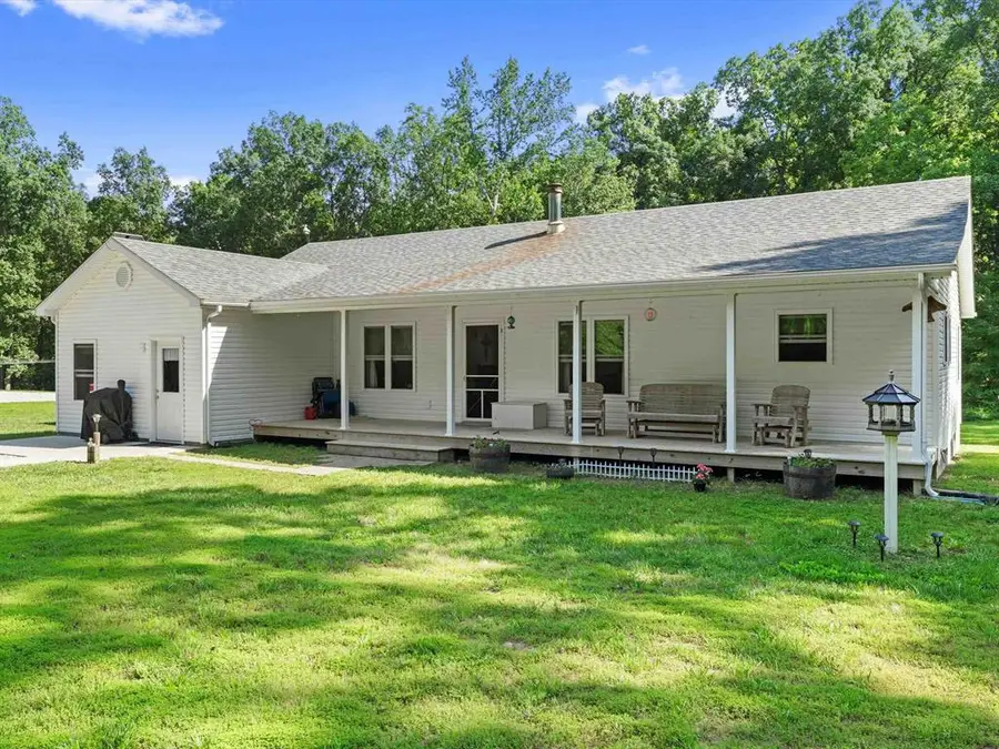 620 Baker Ln, Hawesville, KY 42348 - #3