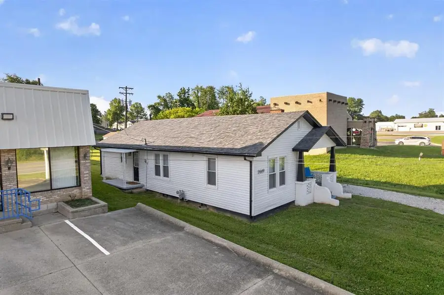 1649 S Green St, Henderson, KY 42420 - #3