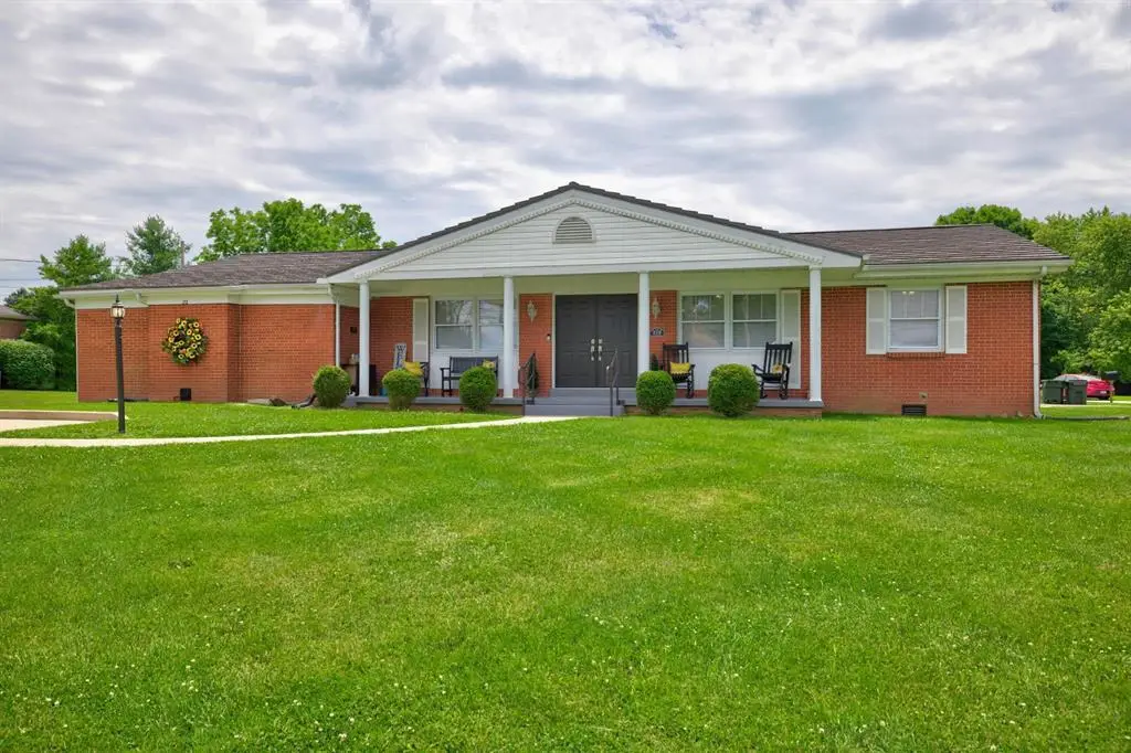 212 W third street, Hardinsburg, KY 40143 - #1