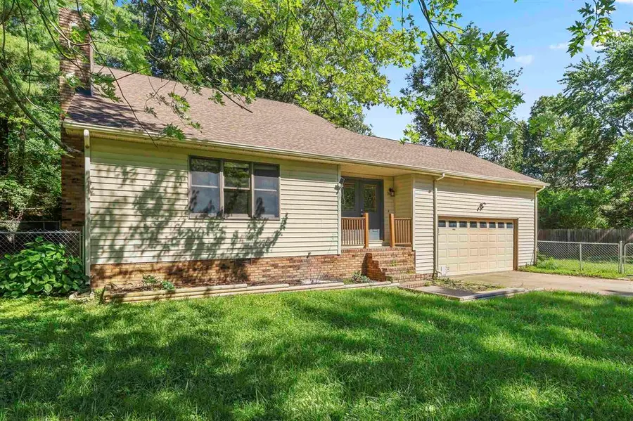 155 Woodlawn Ct, Madisonville, KY 42431 - #3