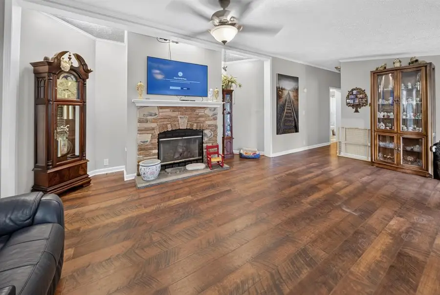 320 S 1St St #I, Island, KY 42350 - #3