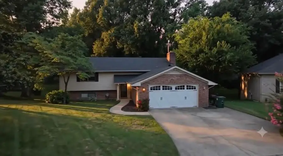 1801 Fawn Dr, Owensboro, KY 42303 - #2