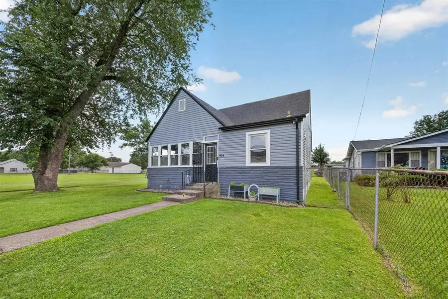 928 W 8th St, Owensboro, KY 42301 - #3