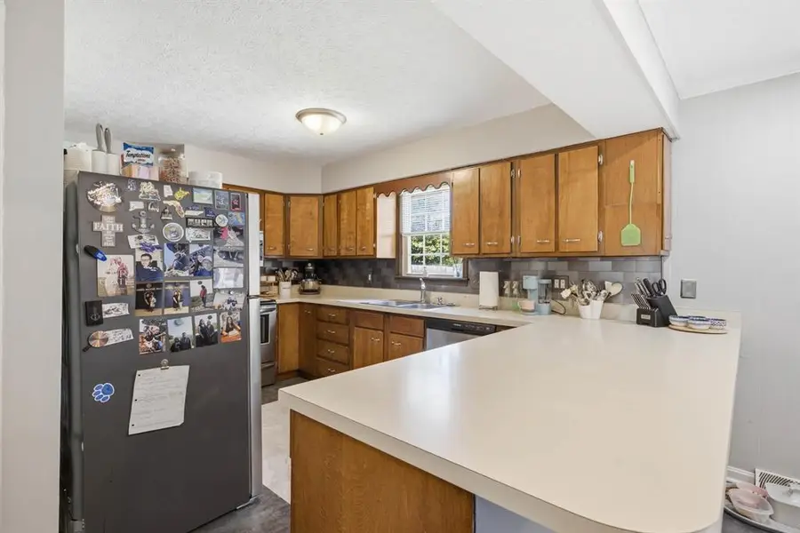 4009 Brentwood Drive, Owensboro, KY 42301 - #3