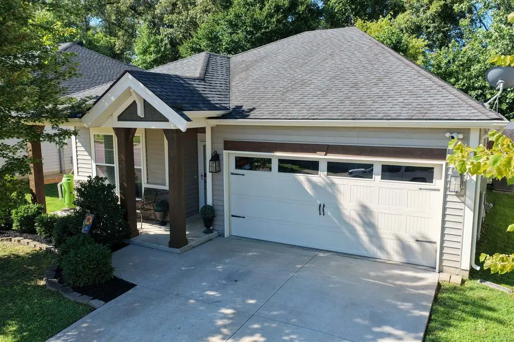 6411 Valley Brook Trace, Utica, KY 42376 - #1