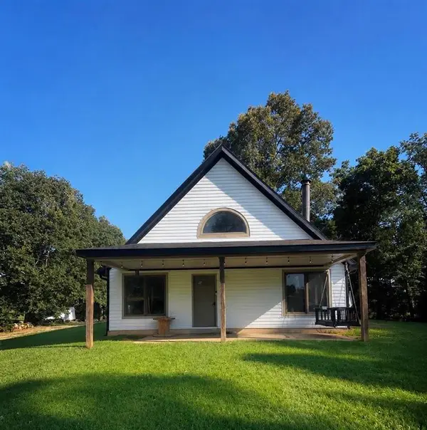 4453 KY-140, Utica, KY 42376