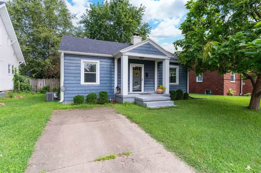 203 E 24th St, Owensboro, KY 42303 - #2
