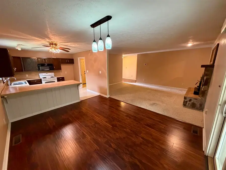 3735 Marseille Dr, Owensboro, KY 42303 - #2