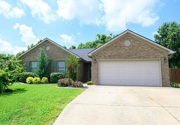102 Goldfinch Drive, Owensboro, KY 42301-0255