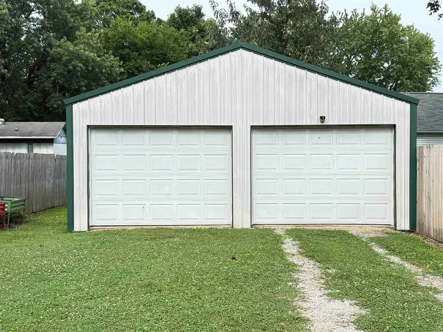 890 Pell Street, Lewisport, KY 42351 - #3