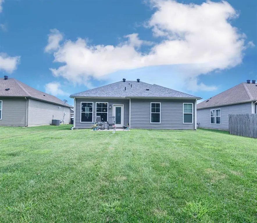 6453 Valley Brook Trace, Utica, KY 42376 - #2