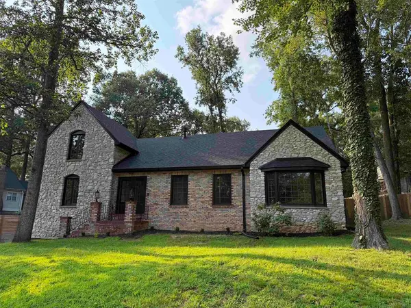 1425 Woodbridge Trail, Owensboro, KY 42303-7586