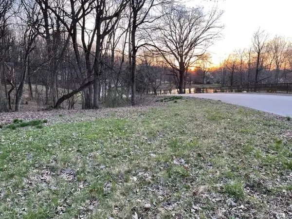 2736 Hillside Drive, Owensboro, KY 42303