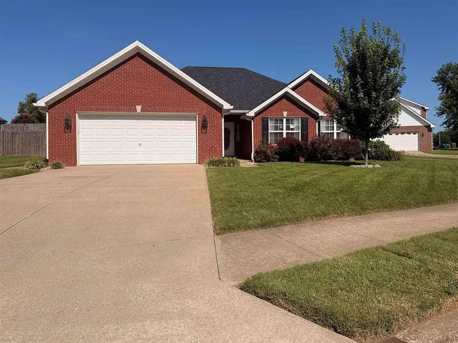 4921 Diamond Dr, Owensboro, KY 42303 - #2