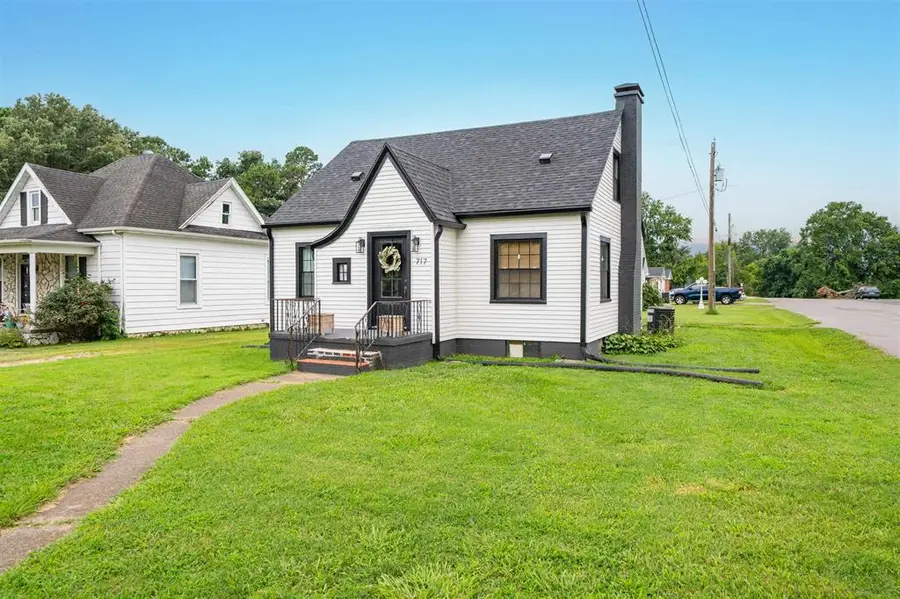 717 Main Street, Livermore, KY 42352 - #3
