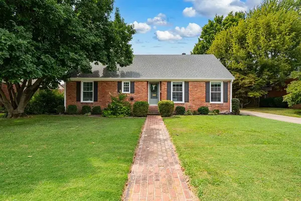 2416 Farrier Place, Owensboro, KY 42301