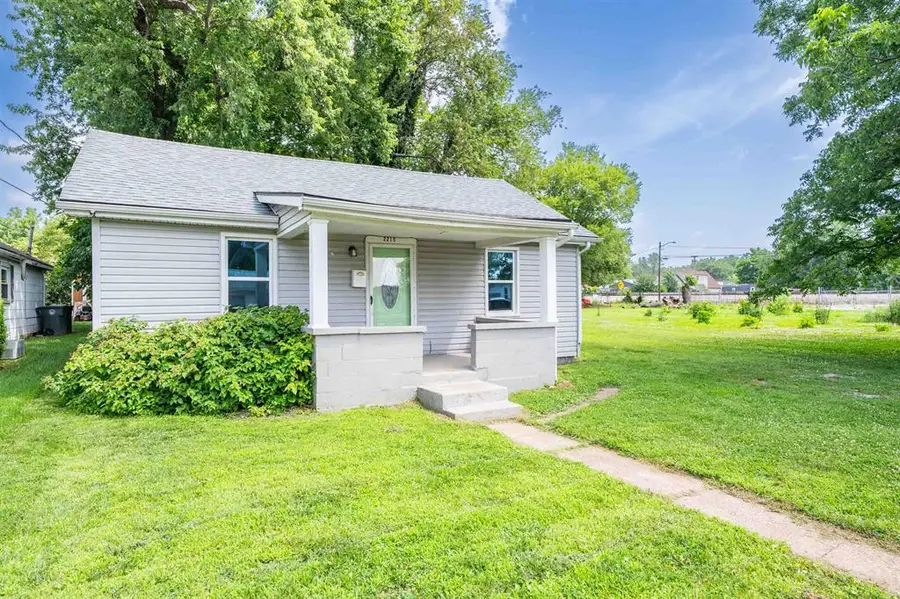 2215 W 8th Street, Owensboro, KY 42301 - #2