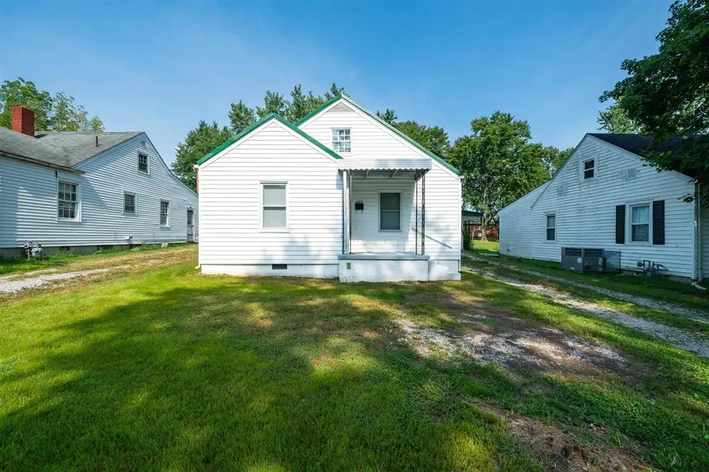 821 N Broad Street, Beaver Dam, KY 42320 - #1