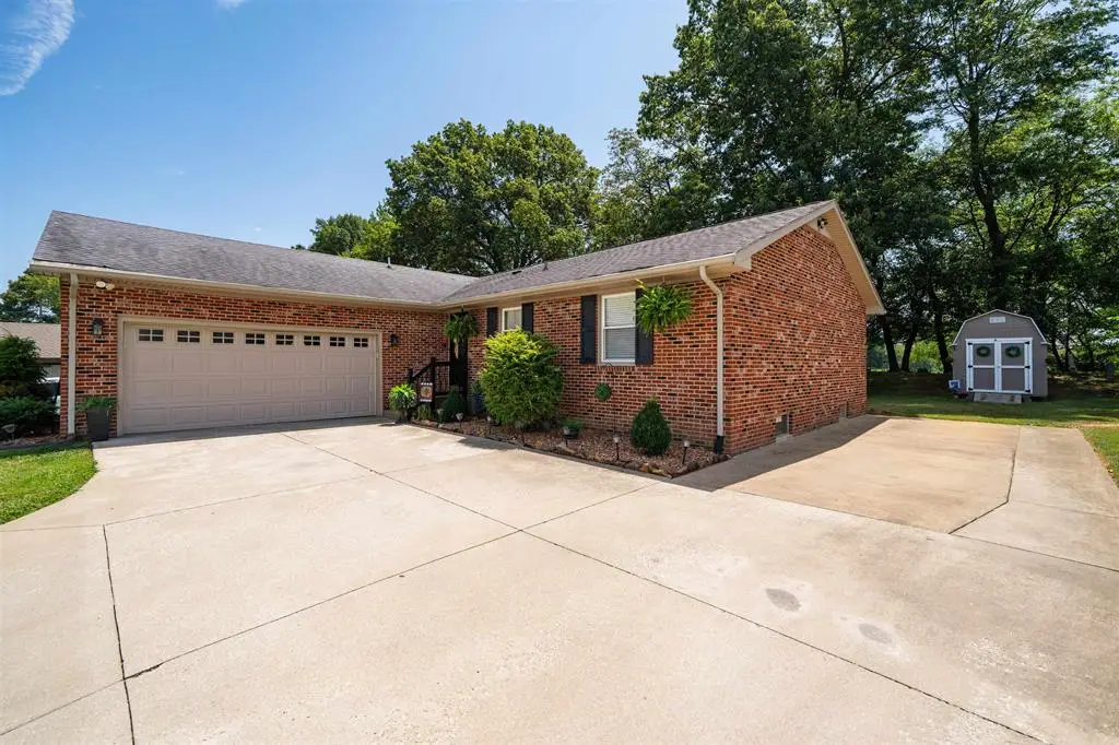 3940 S Bordeaux Loop, Owensboro, KY 42303 - #1