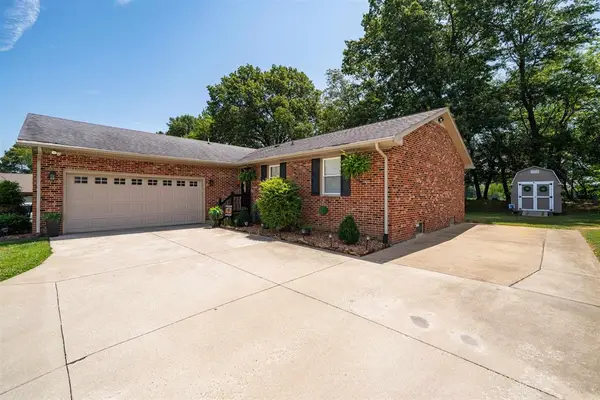 3940 S Bordeaux Loop, Owensboro, KY 42303
