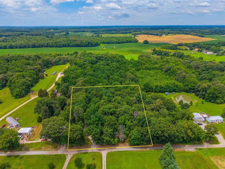 3016 Moseley Rd, Utica, KY 42376 - #3