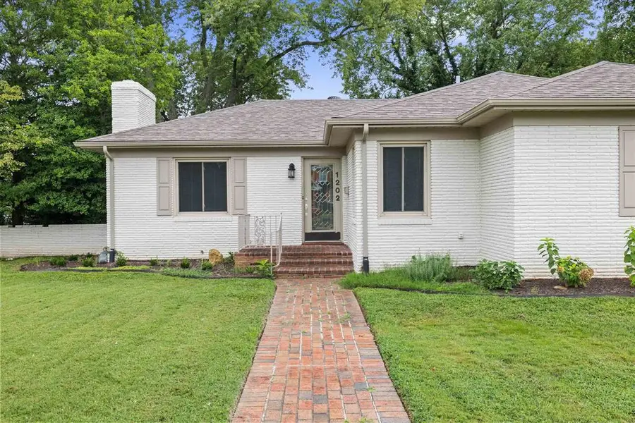 1202 Booth Ave, Owensboro, KY 42301 - #2