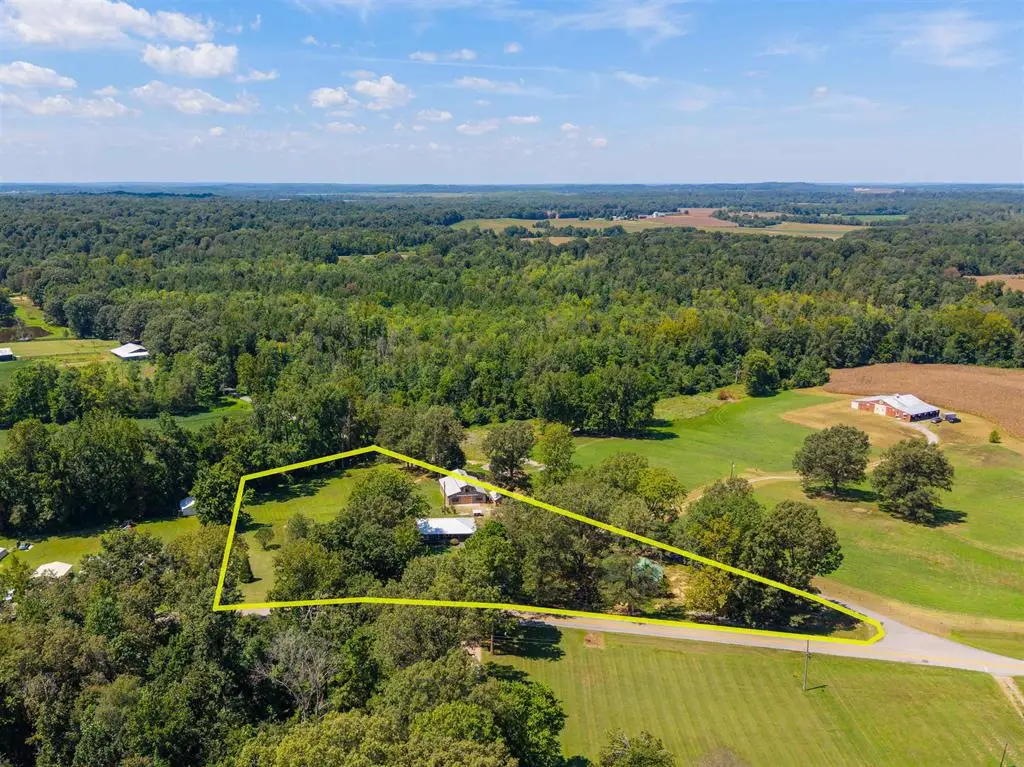 2437 State Route 1379, Central City, KY 42330 - #1
