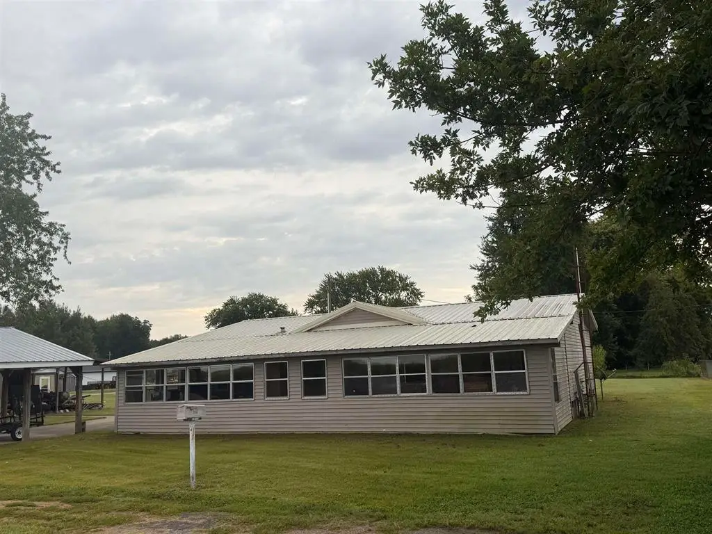 9414 Railroad St., Maceo, KY 42355 - #1